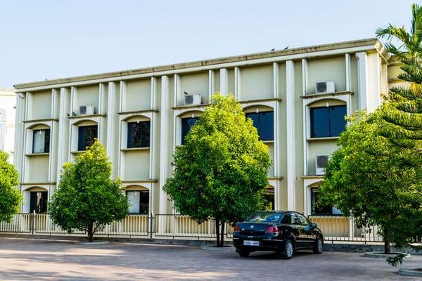 Amidhara Avezika Resort	